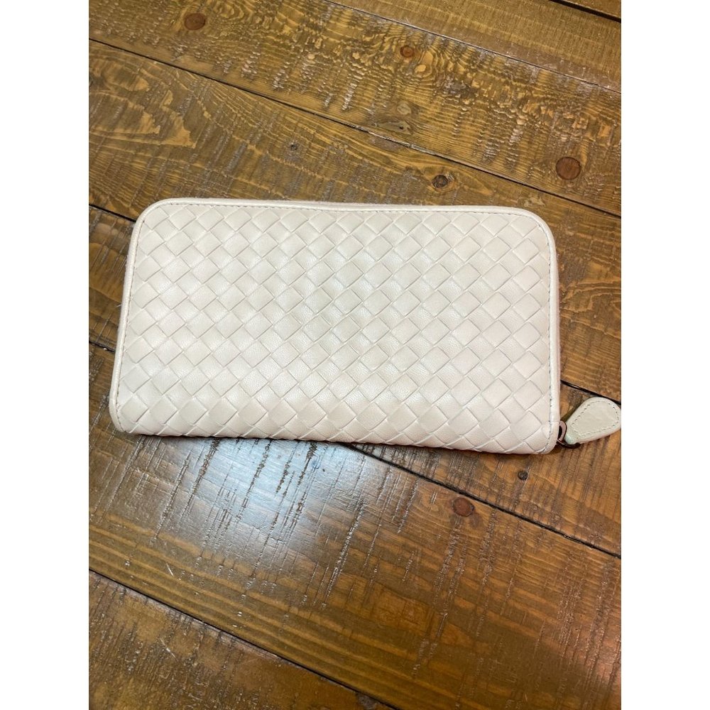 Bottega Veneta Intrecciato Zipper Wallet